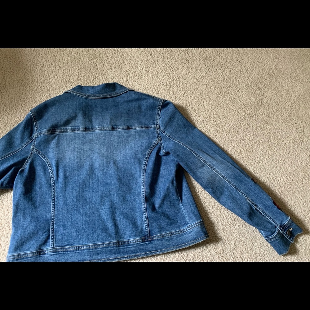 NEW Joseph Ribka Embroidered Jean Jacket - Picture 8 of 9